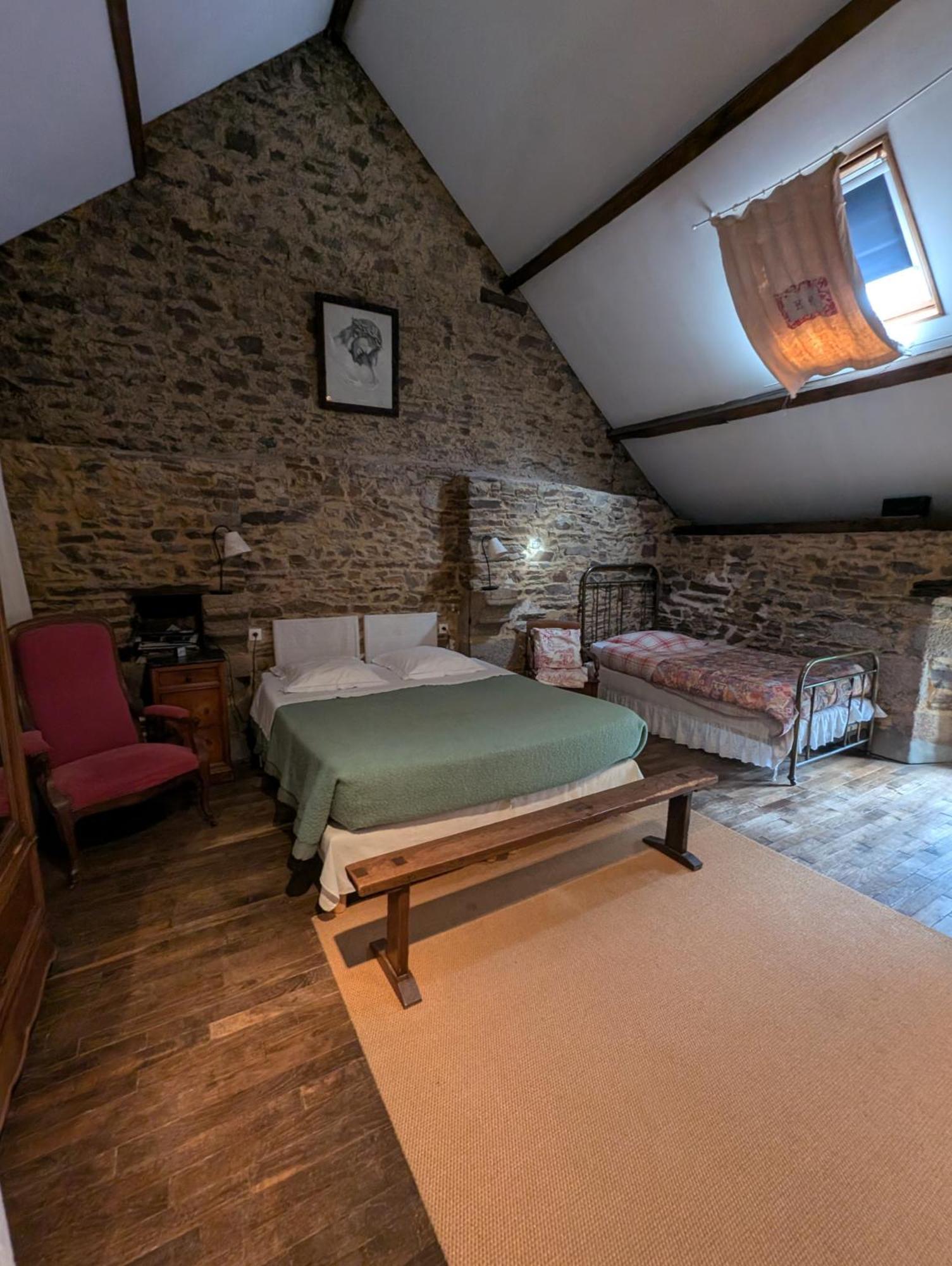 Bed and Breakfast Ferme De La Gortiere Le Teilleul Экстерьер фото